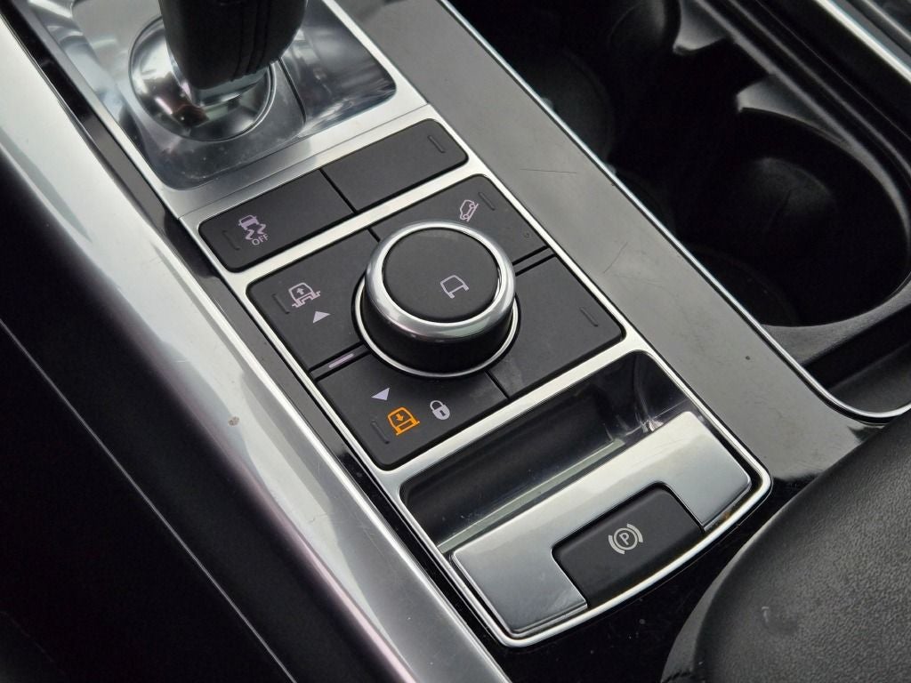2022 Land Rover Range Rover Sport HSE Silver Edition