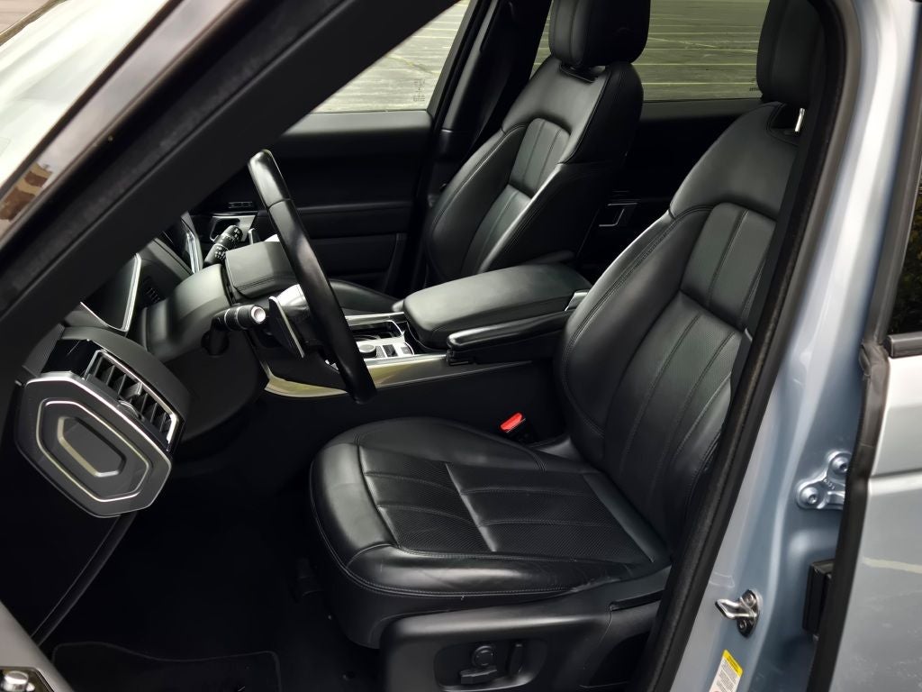 2022 Land Rover Range Rover Sport HSE Silver Edition