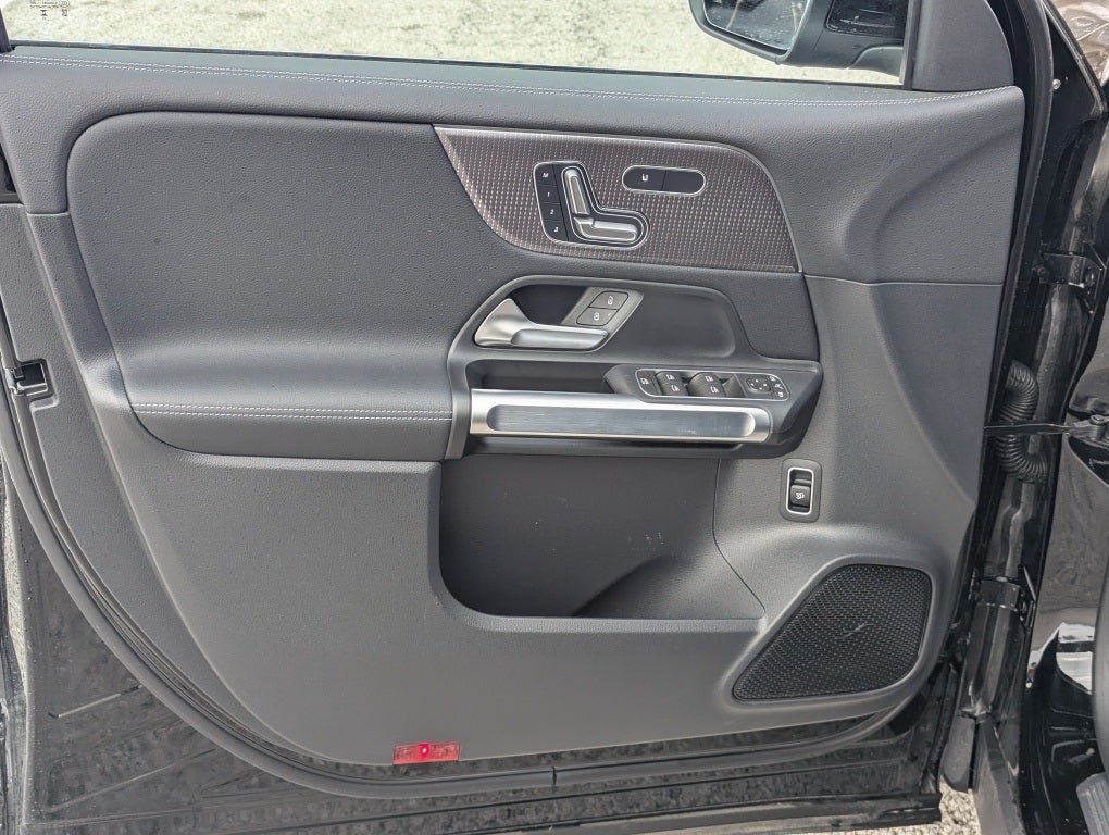 2023 Mercedes-Benz EQB 300 4MATIC®