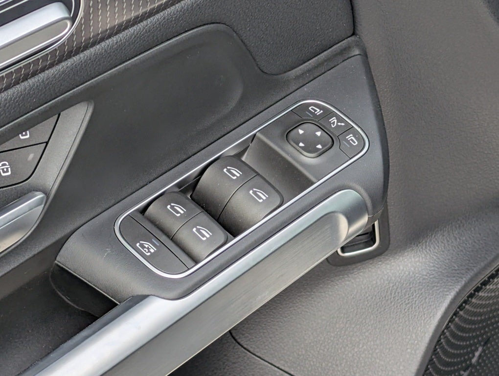 2023 Mercedes-Benz EQB 300 4MATIC®