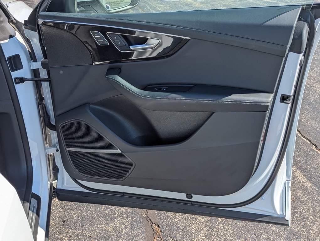 2024 Audi Q8 55 Prestige quattro