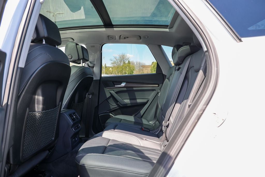 2024 Audi Q5 45 S line Premium quattro
