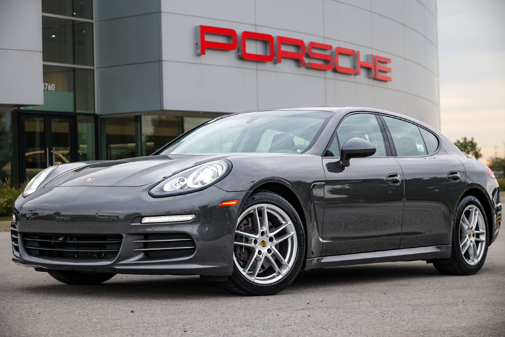 2016 Porsche Panamera