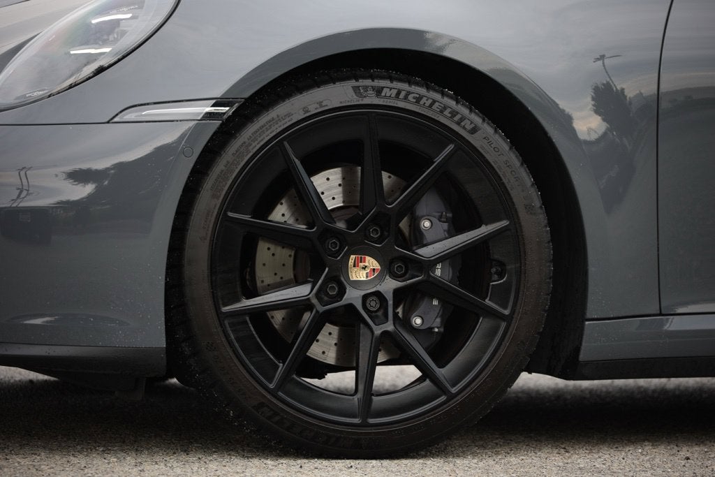 2025 Porsche 911 Base