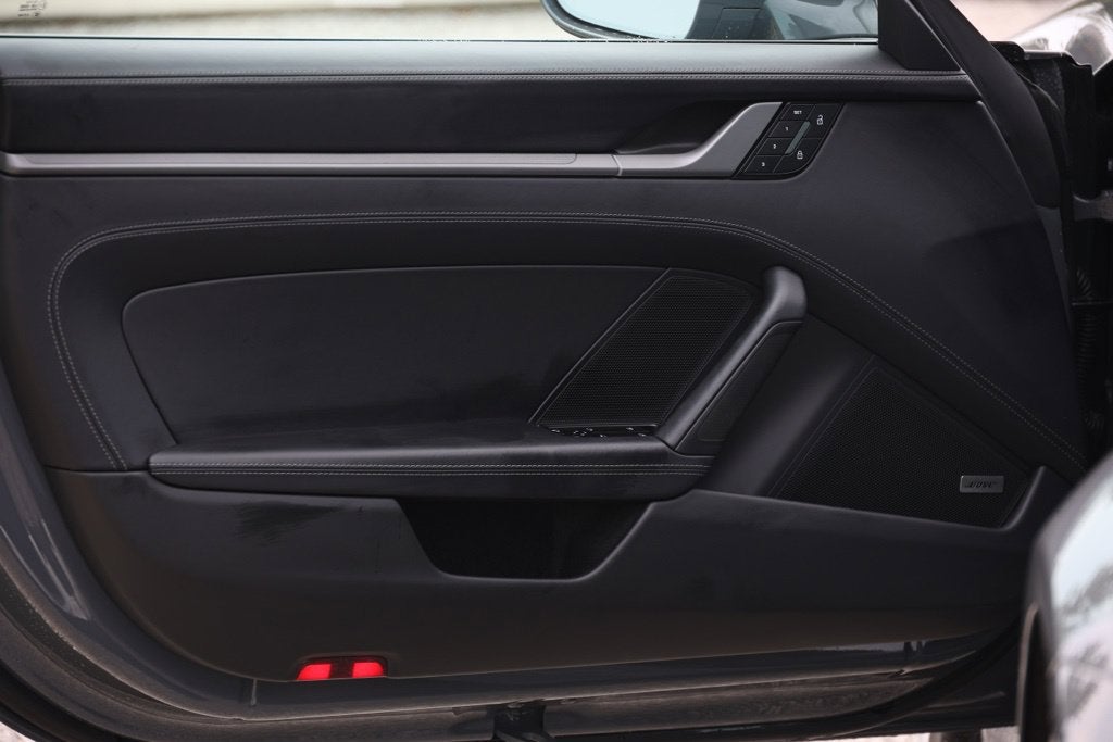 2025 Porsche 911 Base