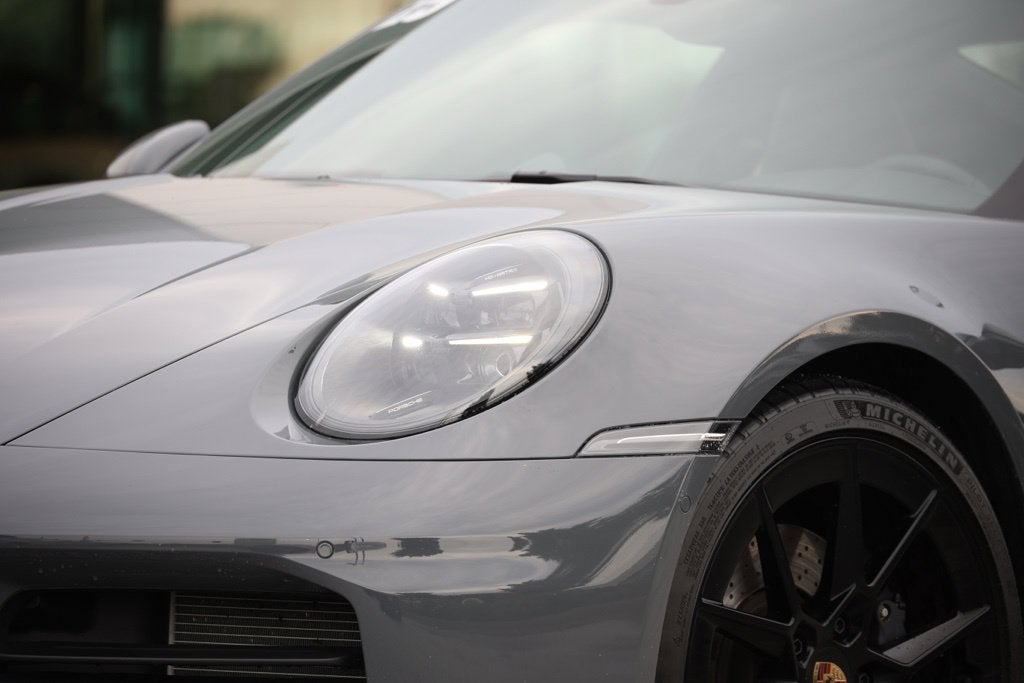 2025 Porsche 911 Base