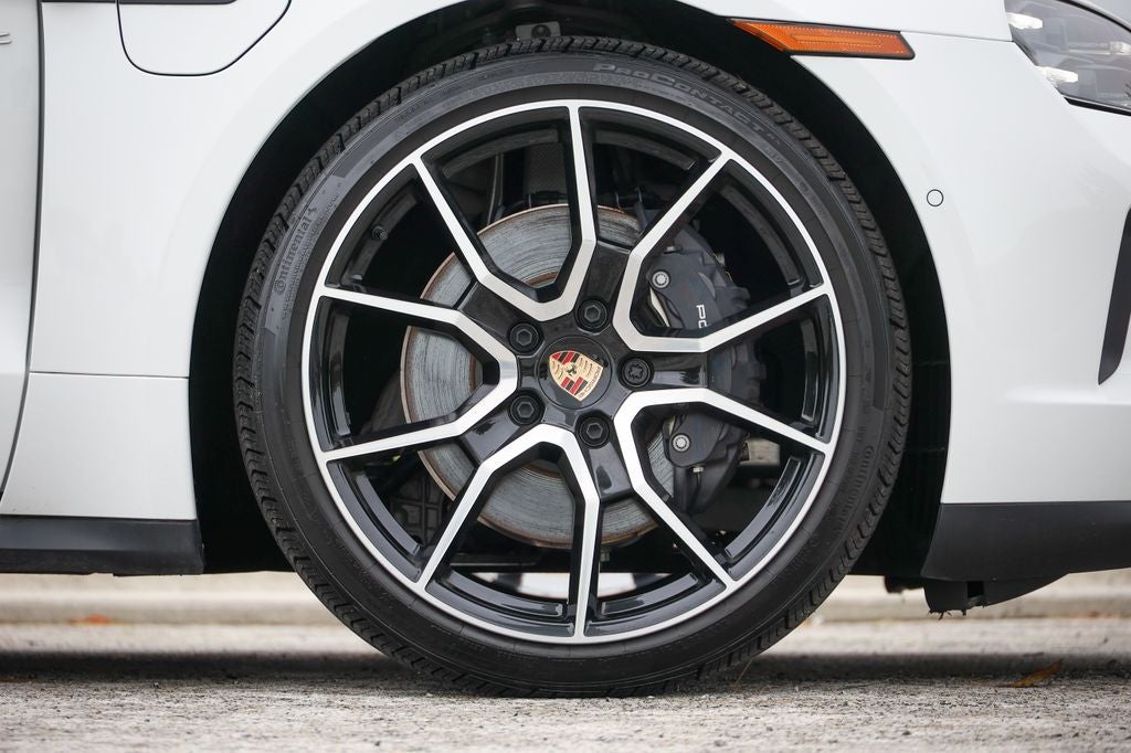 2026 Porsche Taycan 4