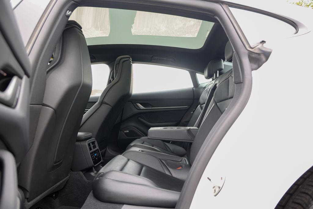 2026 Porsche Taycan 4