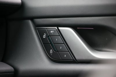 2026 Porsche Taycan 4