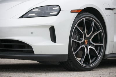 2026 Porsche Taycan 4