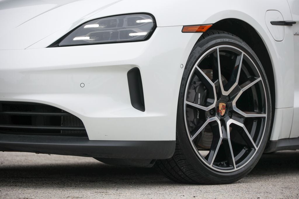 2026 Porsche Taycan 4