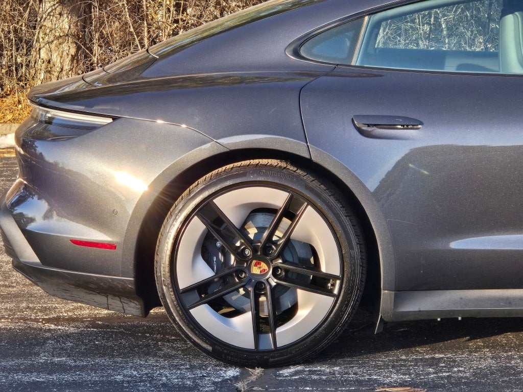 2025 Porsche Taycan Base