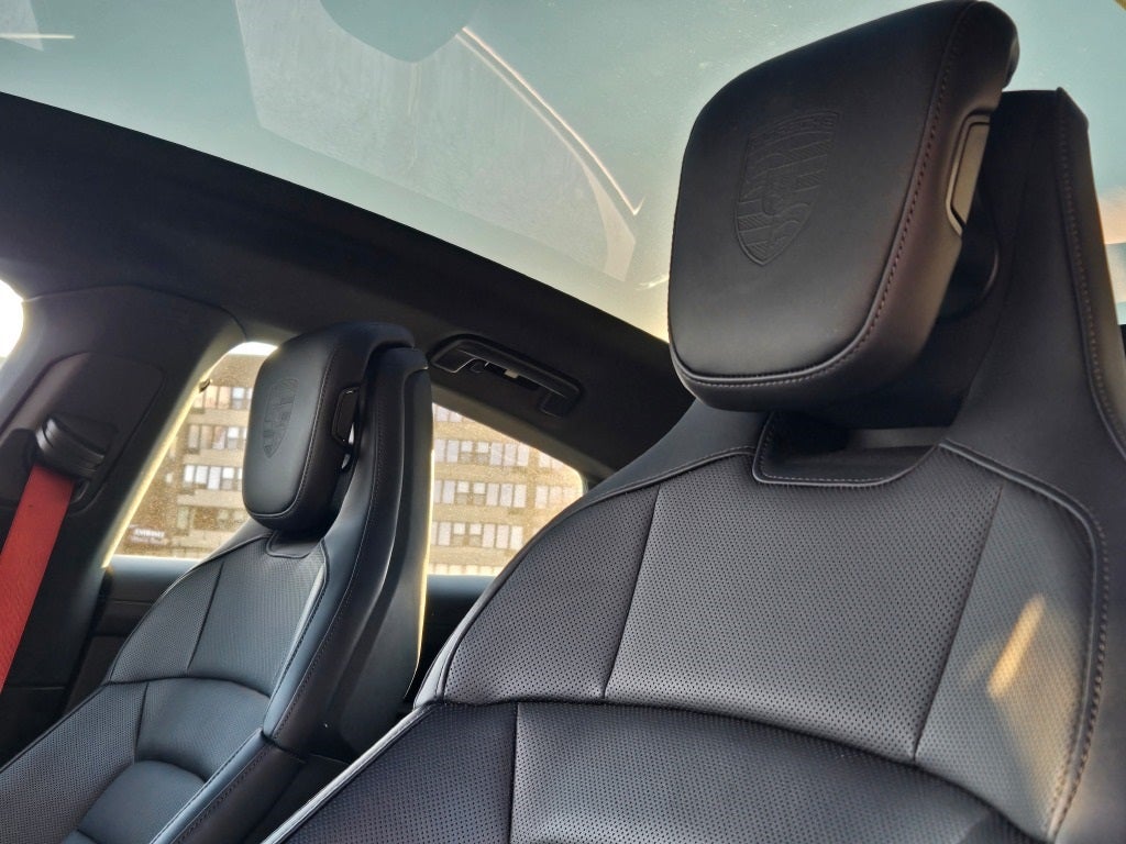 2025 Porsche Taycan Base