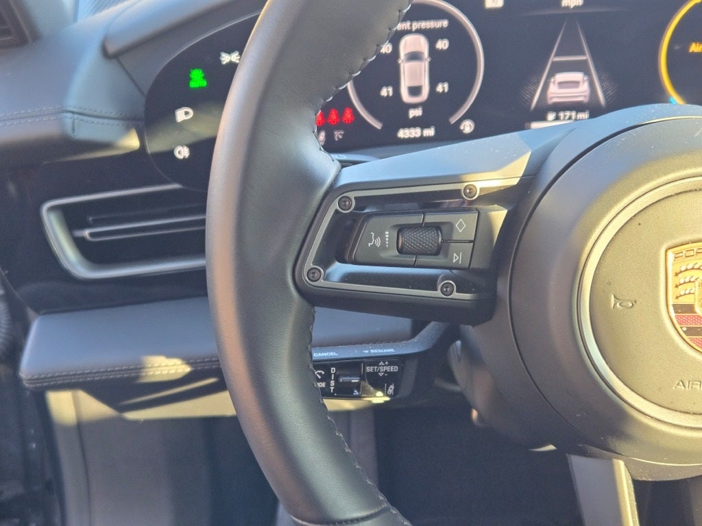 2025 Porsche Taycan Base