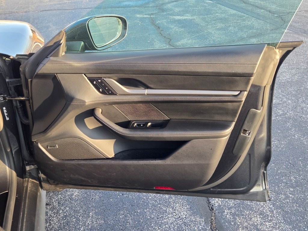 2025 Porsche Taycan Base