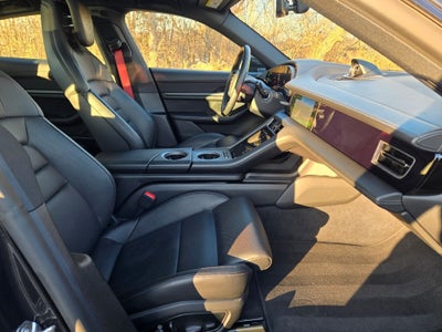 2025 Porsche Taycan Base