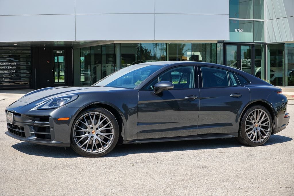 2025 Porsche Panamera 4