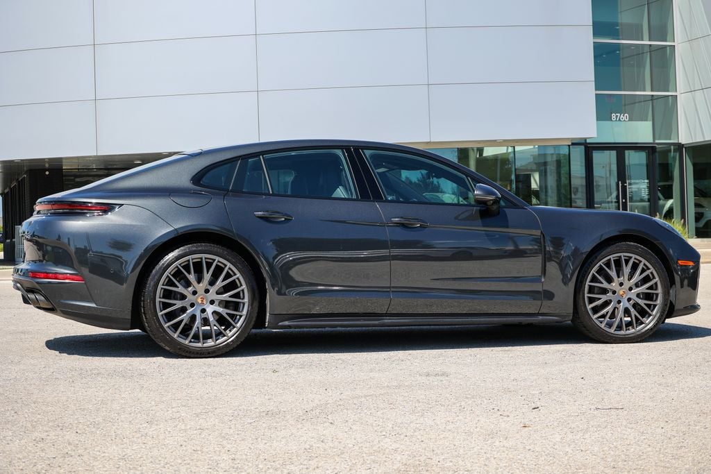 2025 Porsche Panamera 4