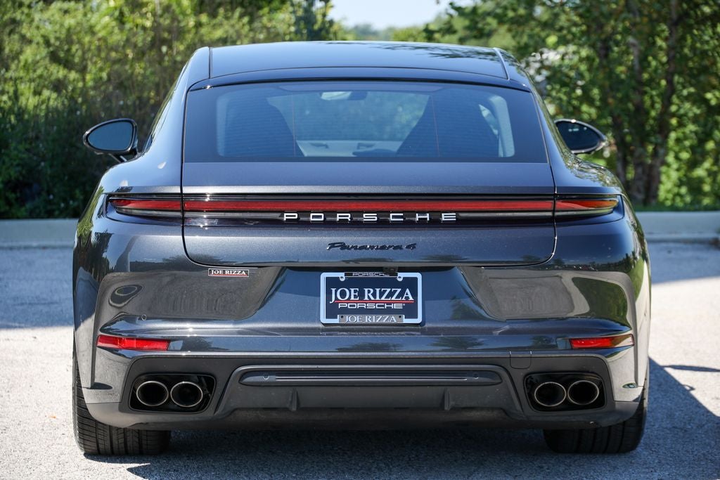 2025 Porsche Panamera 4