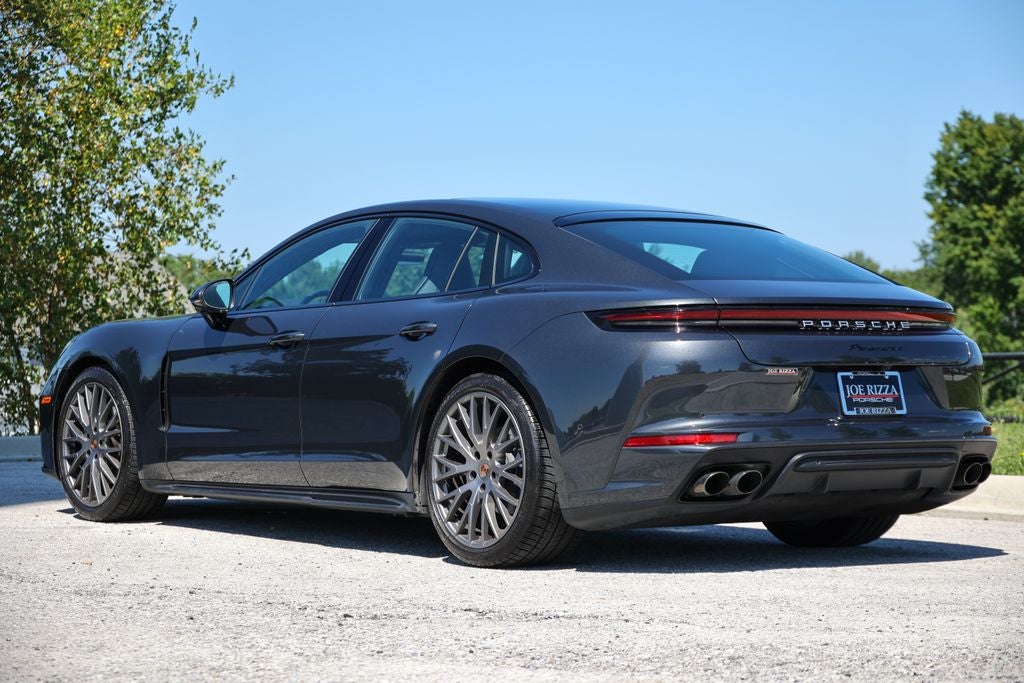 2025 Porsche Panamera 4