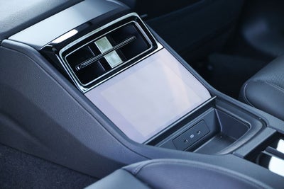 2025 Porsche Panamera 4