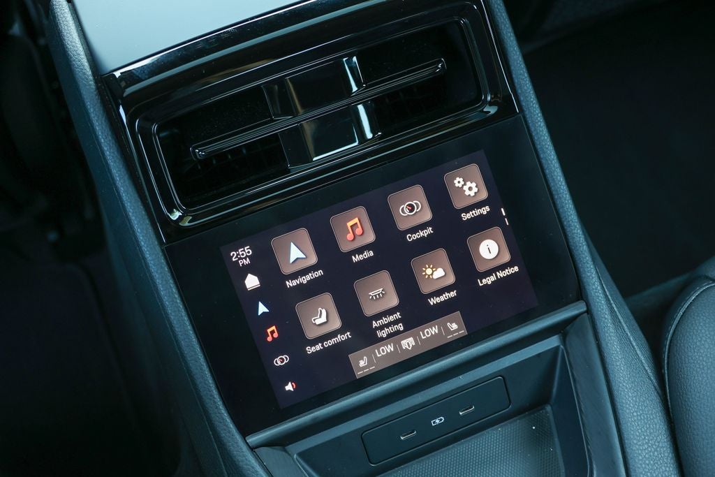2025 Porsche Panamera 4