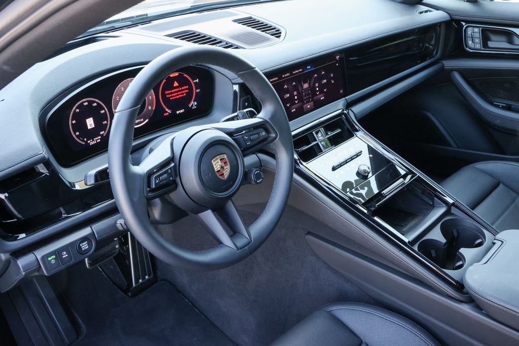 2025 Porsche Panamera 4