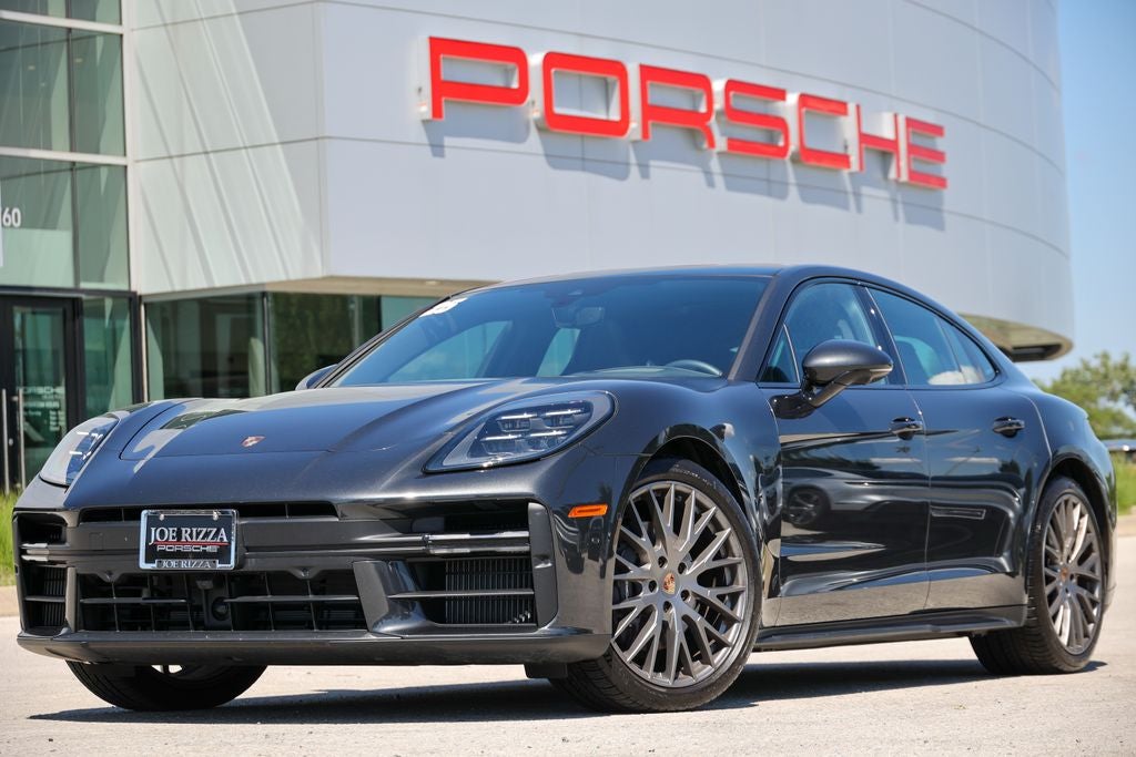 2025 Porsche Panamera 4