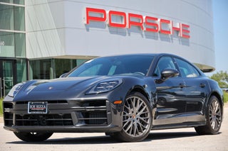 2025 Porsche Panamera 4