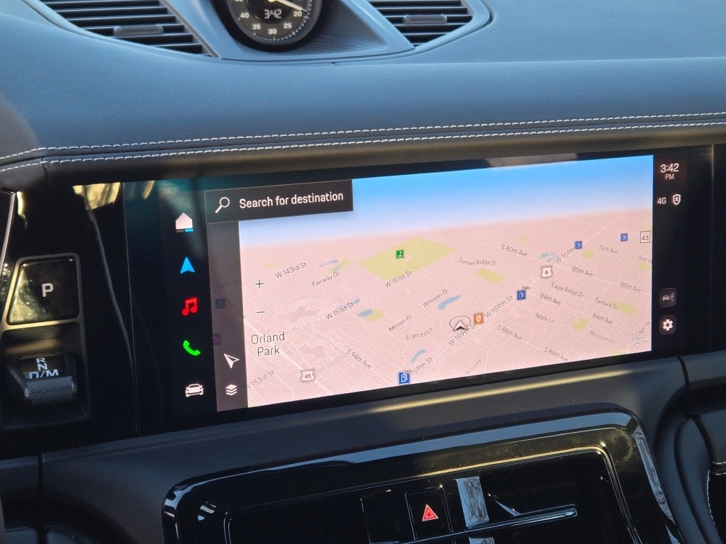 2025 Porsche Panamera 4