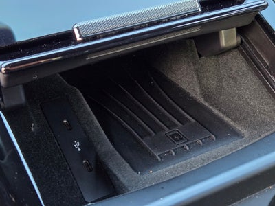 2025 Porsche Panamera 4