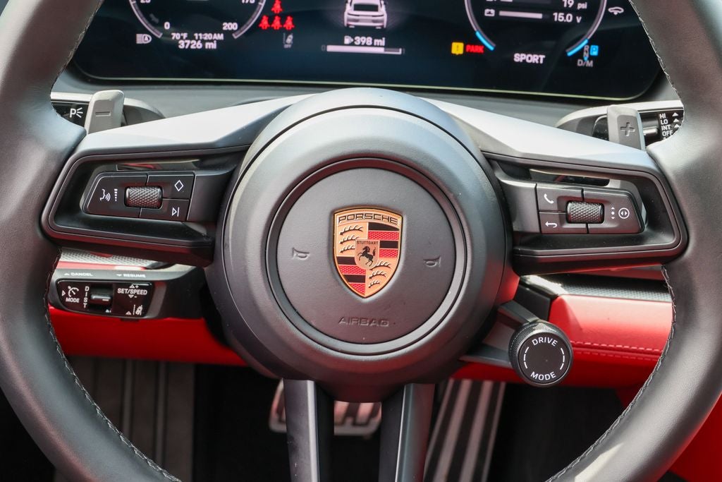 2025 Porsche Panamera 4