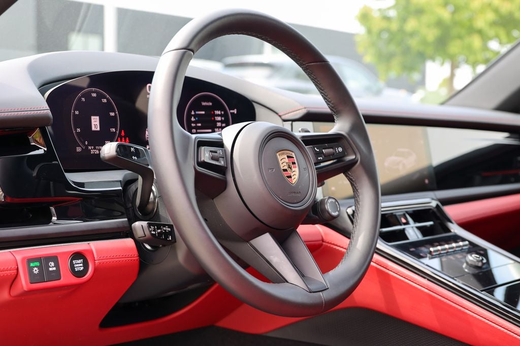 2025 Porsche Panamera 4