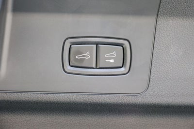 2025 Porsche Panamera 4