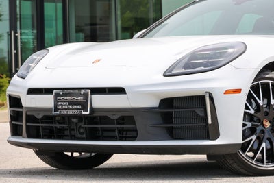 2025 Porsche Panamera 4