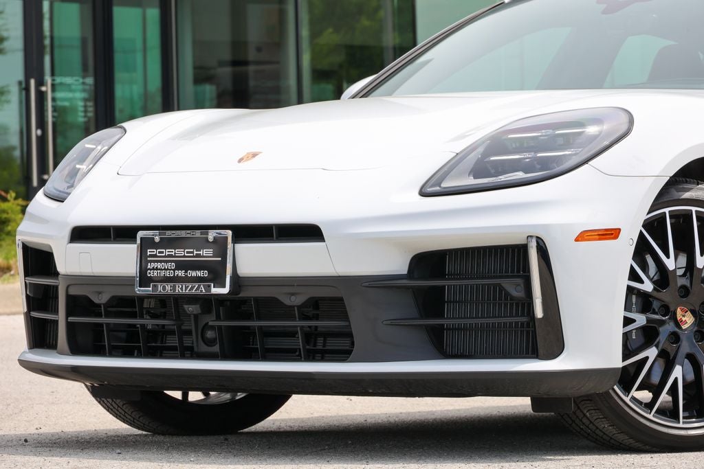 2025 Porsche Panamera 4