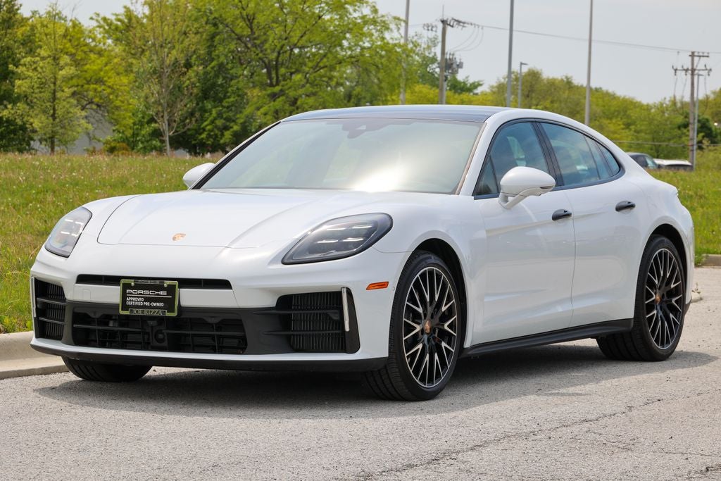 2025 Porsche Panamera 4