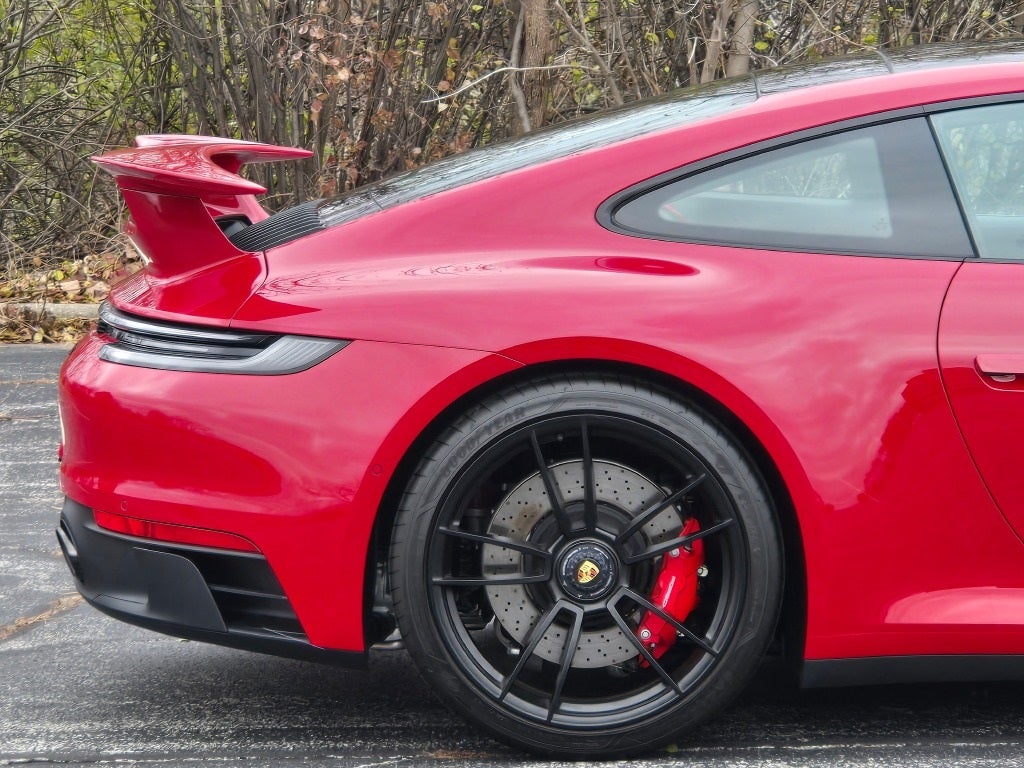 2024 Porsche 911 Carrera 4 GTS