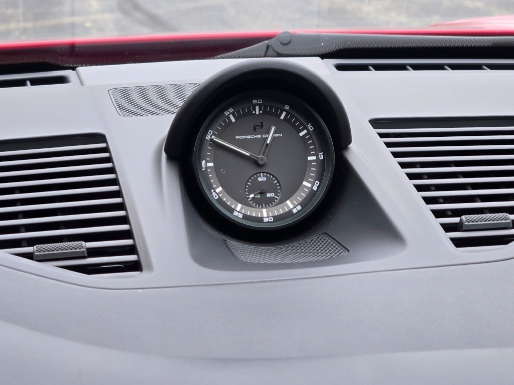 2024 Porsche 911 Carrera 4 GTS