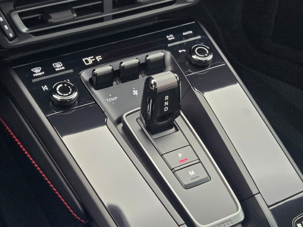 2024 Porsche 911 Carrera 4 GTS