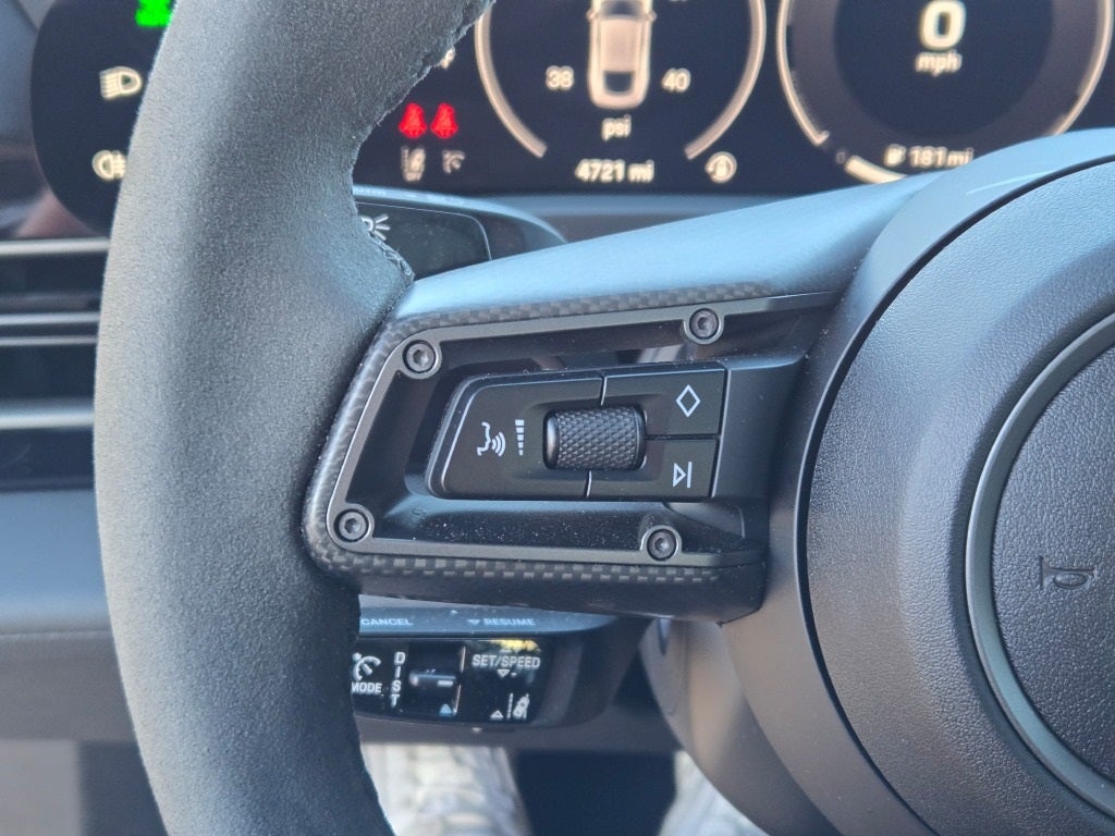 2025 Porsche Taycan 4S