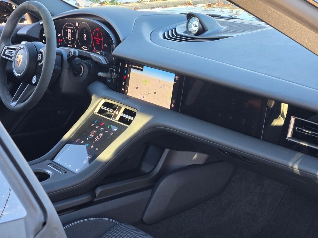 2025 Porsche Taycan 4S