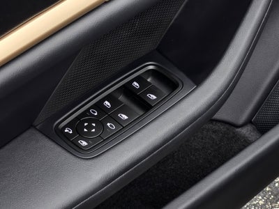 2025 Porsche Taycan 4S