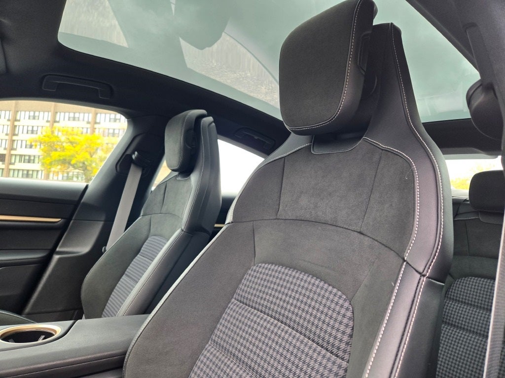 2025 Porsche Taycan 4S