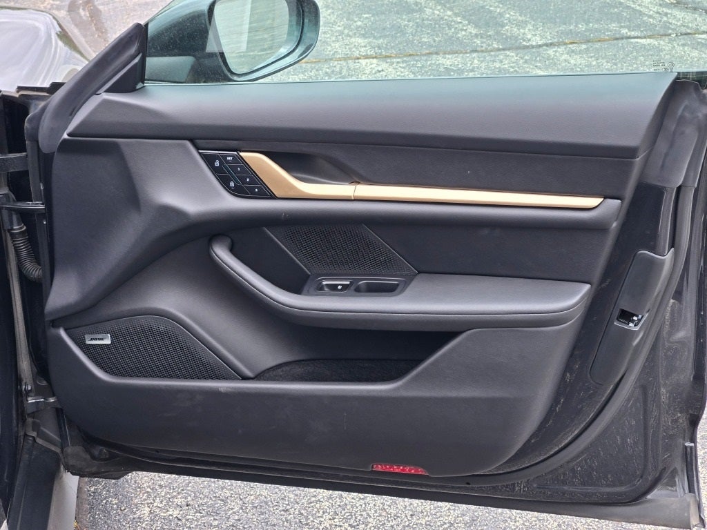 2025 Porsche Taycan 4S