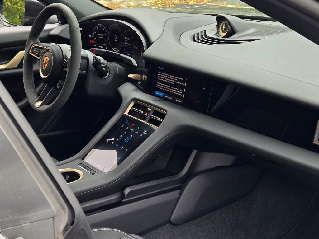 2025 Porsche Taycan 4S