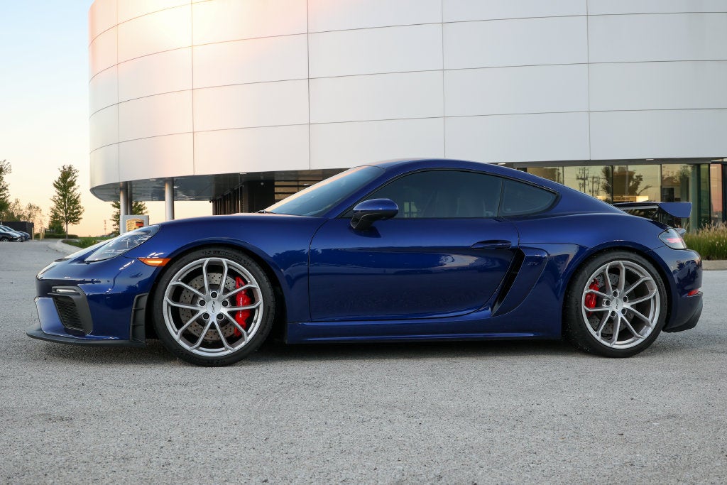 2021 Porsche 718 Cayman GT4