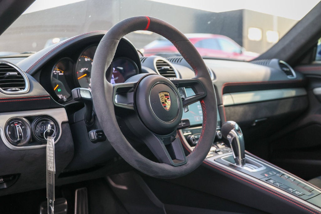 2021 Porsche 718 Cayman GT4