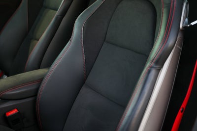 2021 Porsche 718 Cayman GT4