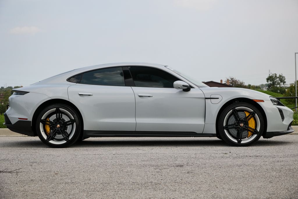 2021 Porsche Taycan Base